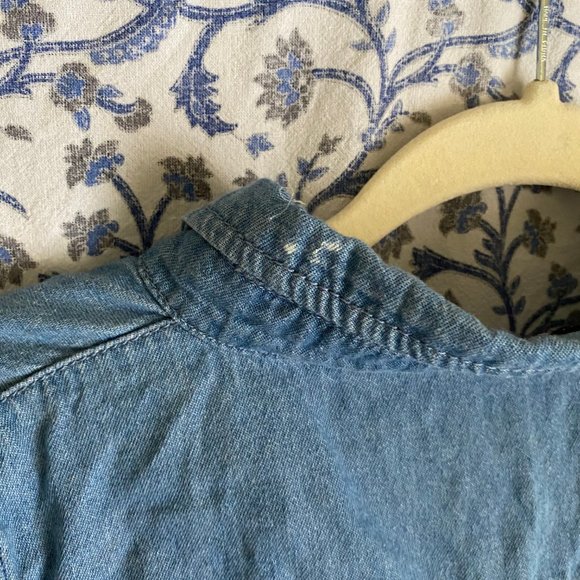 Brandy Melville Jean Shirt - Picture 3 of 4